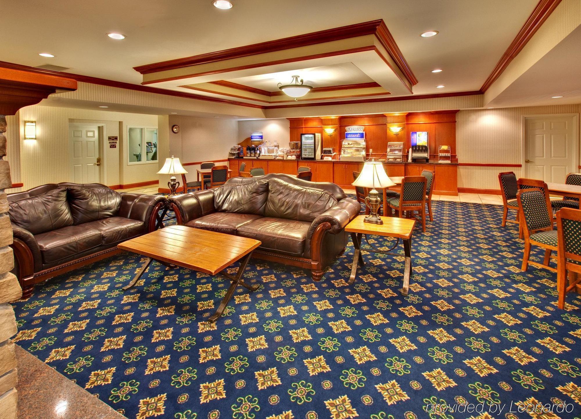 Holiday Inn Express & Suites Vermillion, An Ihg Hotel Ресторан фото