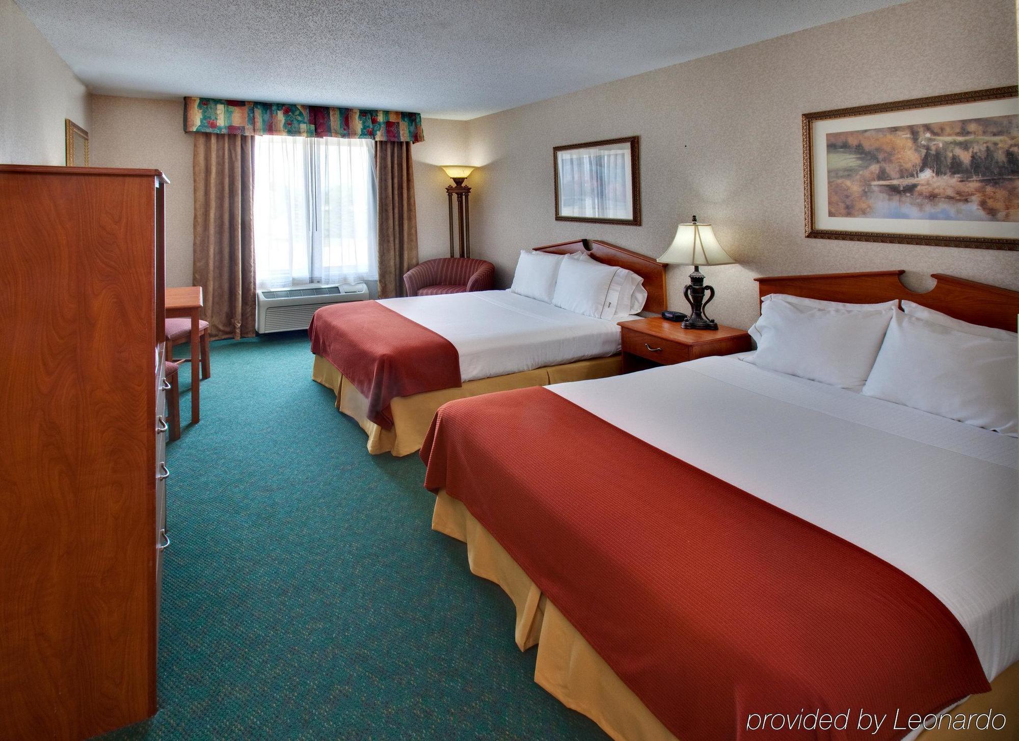 Holiday Inn Express & Suites Vermillion, An Ihg Hotel Номер фото
